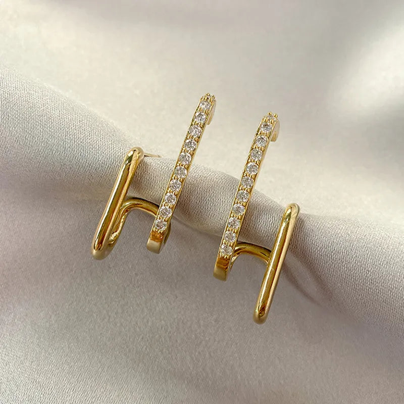 Bright Crystal Luxury Claw Stud Earrings