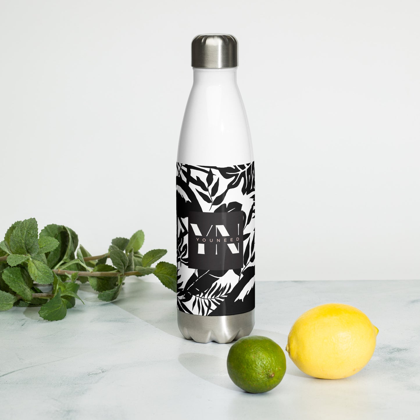 Stainless steel drinking bottle